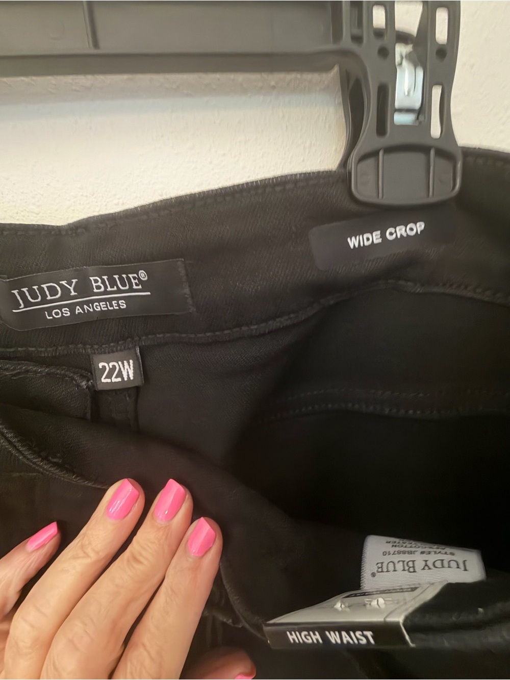 Judy Blue wide leg crop Jean Sz 22 - Picture 3 of 5